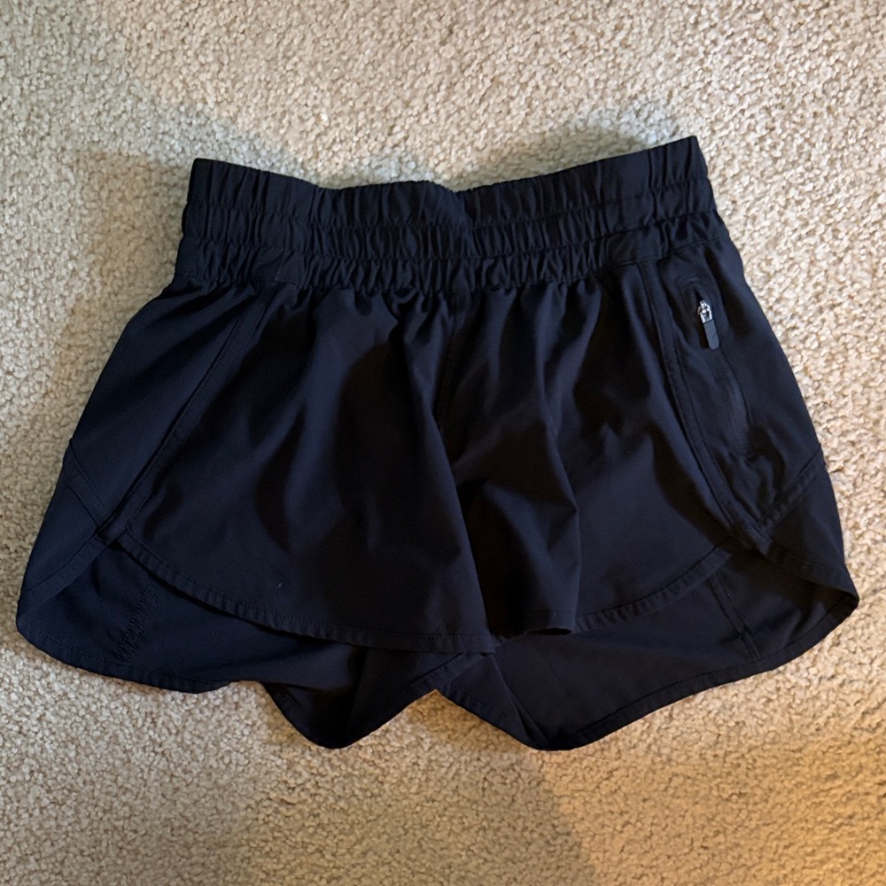 Women's Black Lululemon Athletic Layered Running Shorts with Zipper Pocket